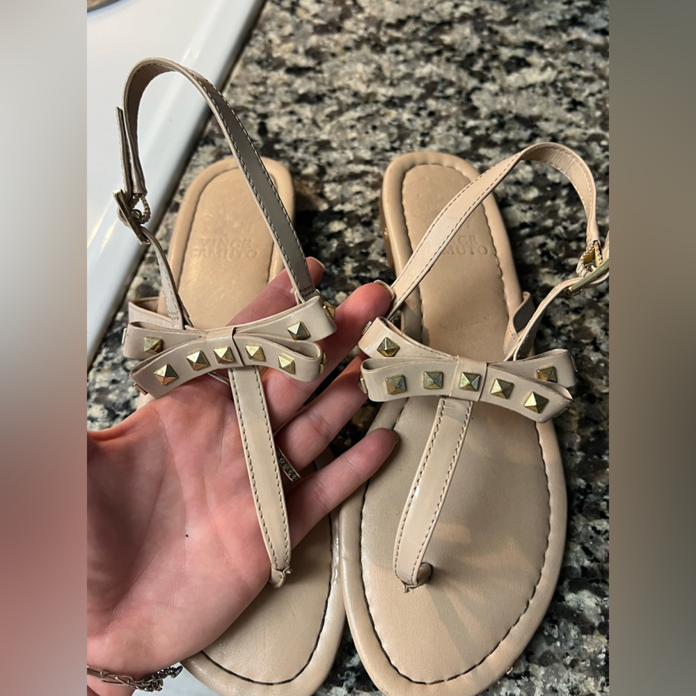 Vince Camuto Tan Studded Bow Thong Sandals